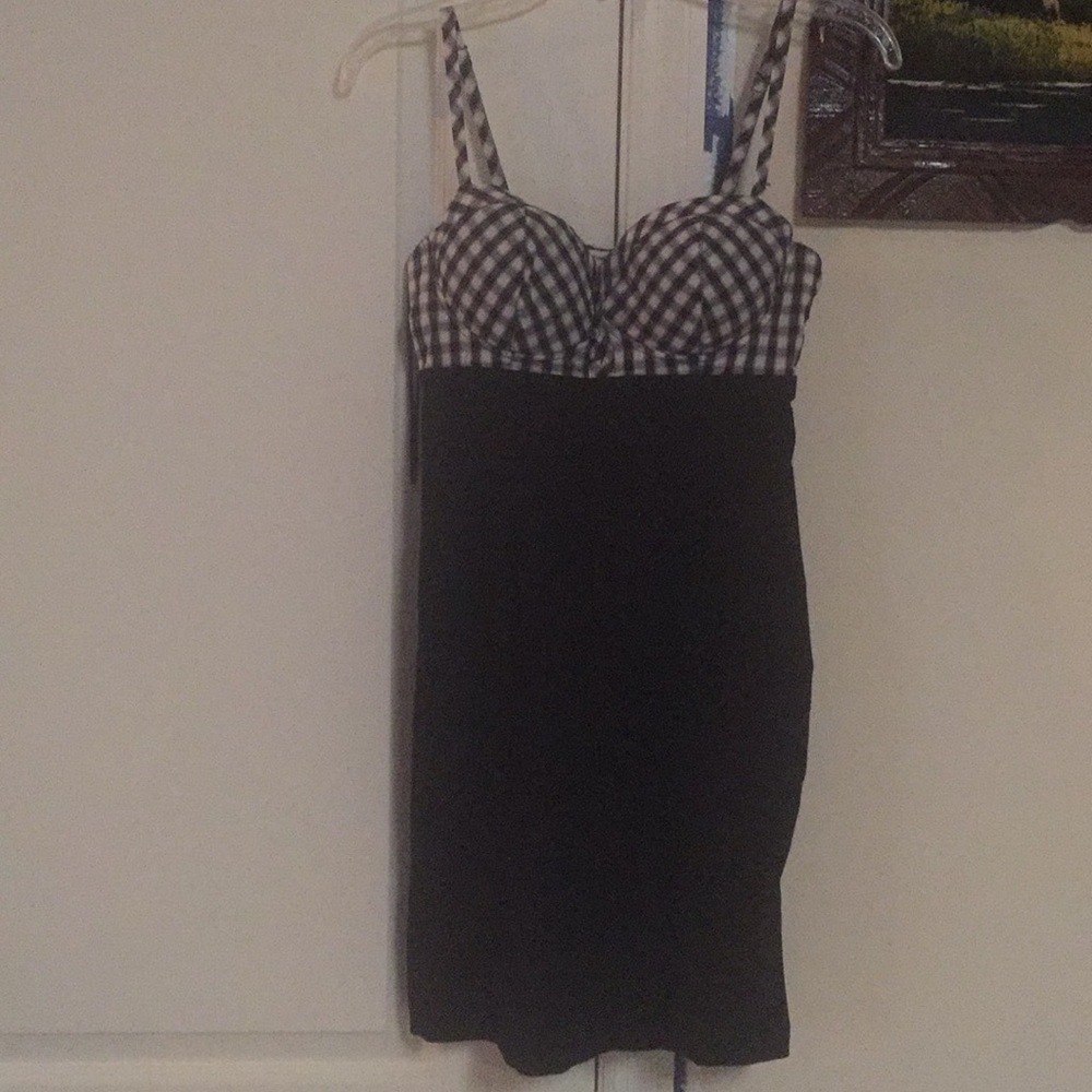 Nice guess dress 3 for $10. Same price or lower